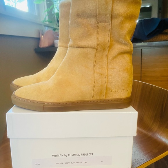 Woman by Common Projects- boots size 7 - Picture 2 of 6